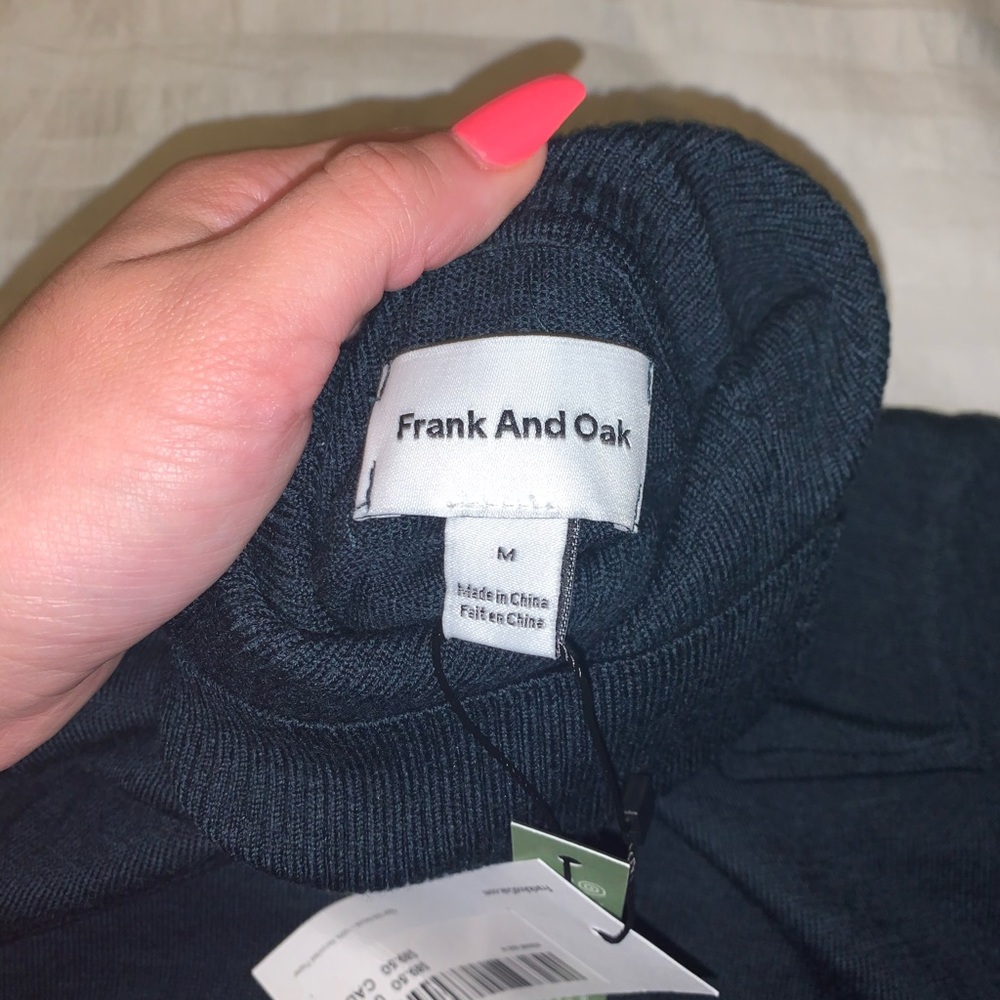 Frank & Oak turtle neck - Picture 2 of 3
